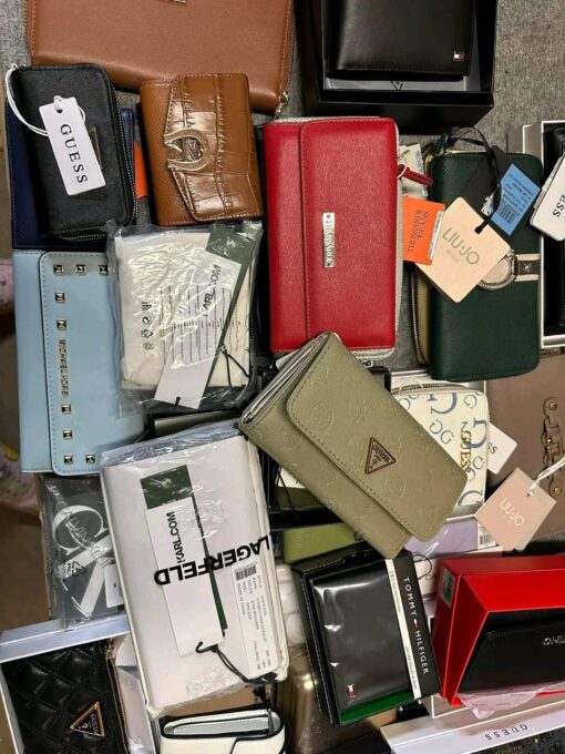 HAND BAG PALLET